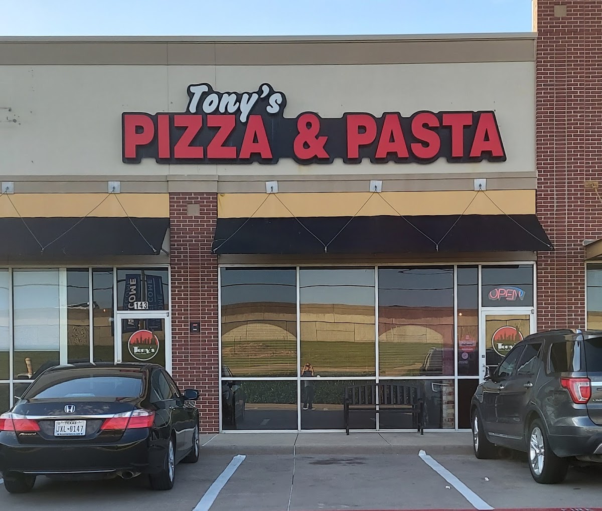Tony's Pizza & Pasta